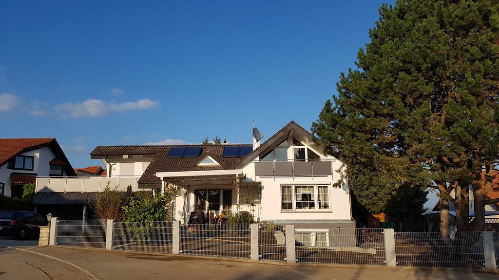 Ofterdingen Haus Lindengarten מראה חיצוני תמונה